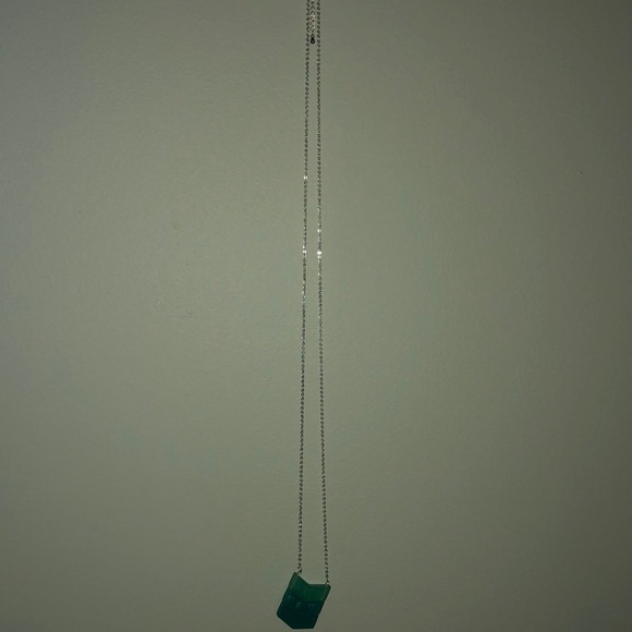 ✨2 for 15✨ turquoise pendant necklace - Picture 4 of 6